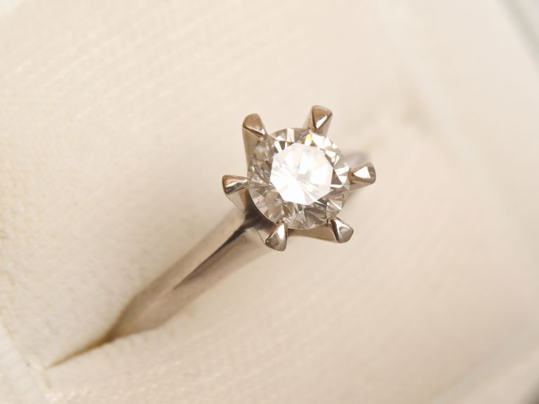 納得のための業者選びとコツを徹底解説する金買取成功ガイド